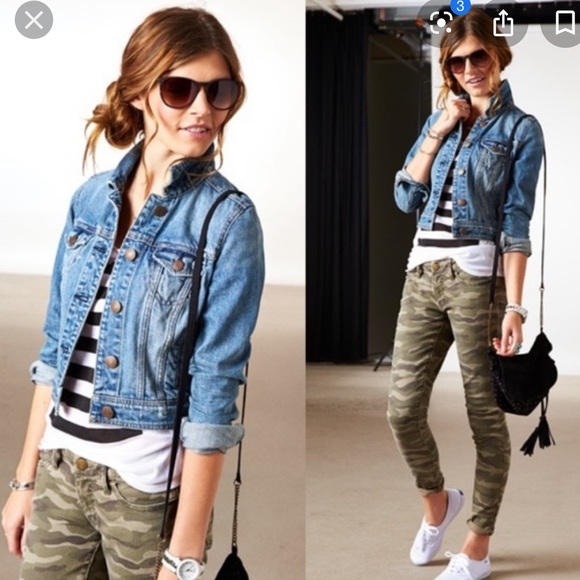 American Eagle cropped denim jacket - Picture 1 of 4